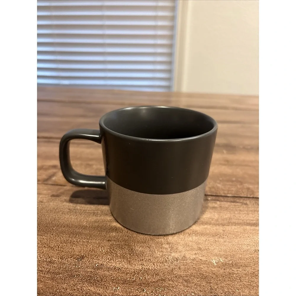 Starbucks 2018 Gray w/Silver Glitter &‎ Stars Inside 12 oz Ceramic Coffee Cup